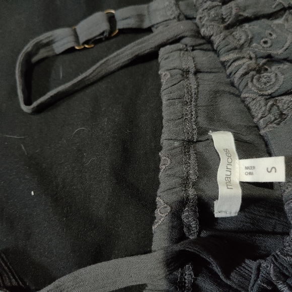 Maurices Small Dark Grey Top - Picture 6 of 6